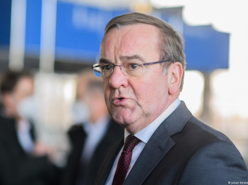 Ministri gjerman i Mbrojtjes: “Së shpejti” do të merret vendimi për dorëzimin e tankeve