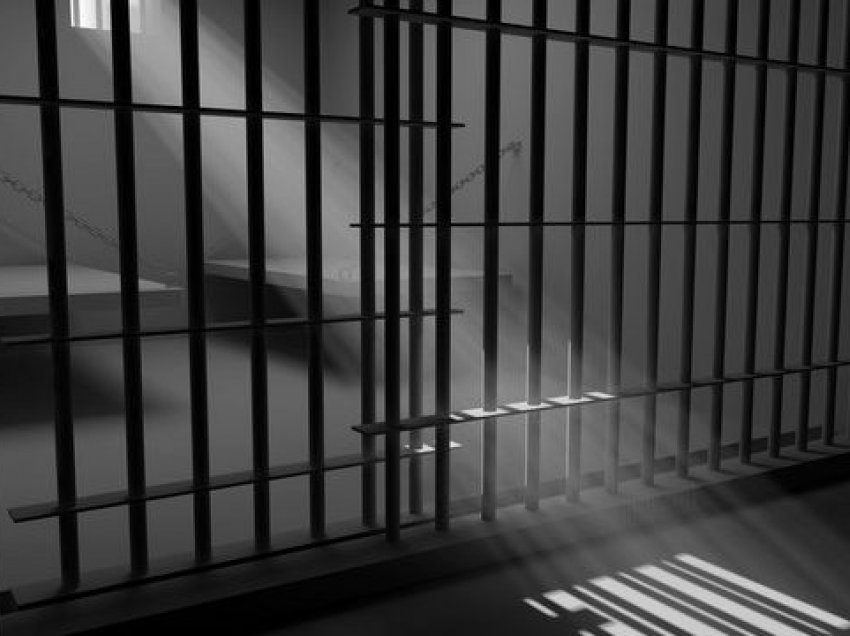 Pesë të dyshuarit si përdhunues të 11-vjeçares mund të dënohen prej 5 deri në 15 vjet burgim