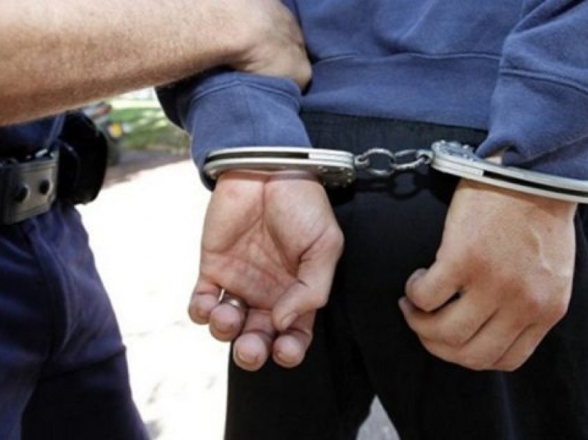 Arrestohen dy persona të dyshuar për vjedhje të rënda në Prishtinë
