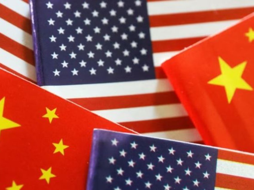 Kina akuzon SHBA-në se po e shndërron Tajvanin “në fuçi baruti”