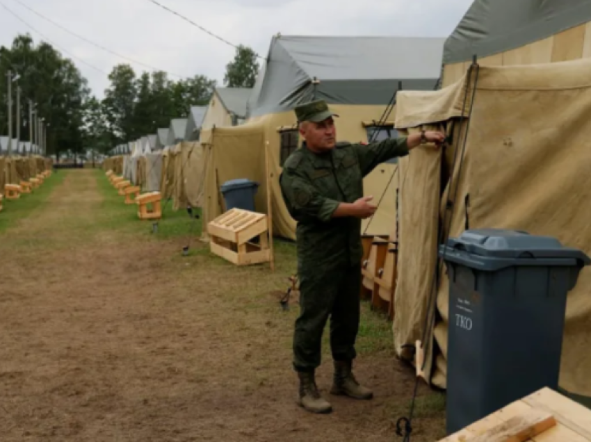 Bjellorusia ‘prezanton’ kampin ushtarak për luftëtarët e Wagner, por askush nuk paraqitet 
