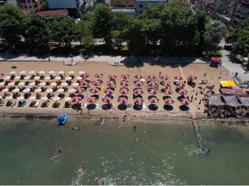 Krijohen kushtet e nevojshme, personat me aftësi ndryshe do të kenë mundësi të bëjnë plazh në Pogradec