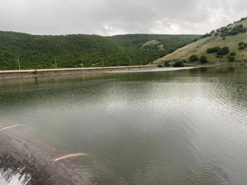 Liqeni i Badovcit i pasur me 20 lloje të peshqve, disa prej tyre peshojnë deri në 200 kilogramë
