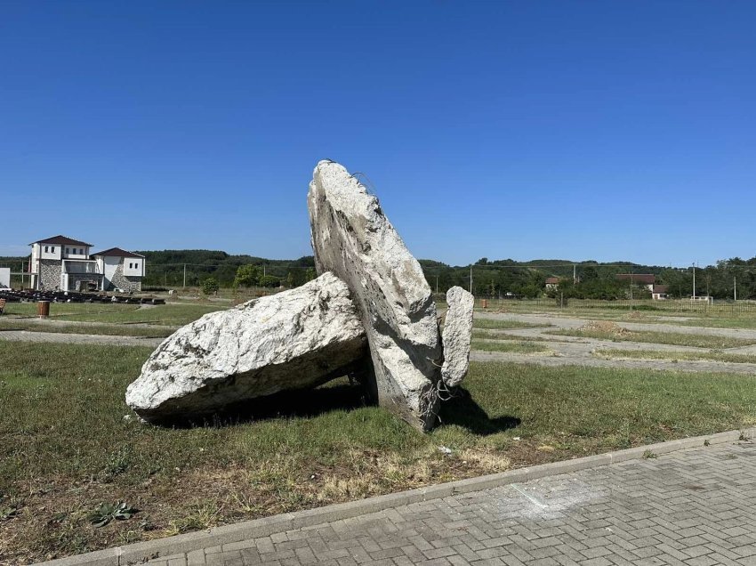 Komuna e Gjakovës e merr nën përkujdesje gurin e Nënës Pashke