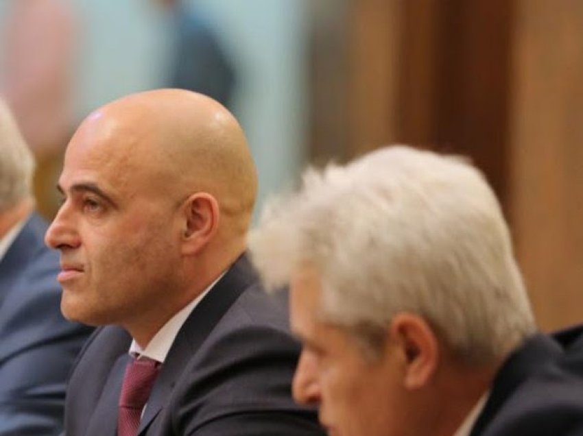 ​BDI del nga Qeveria e Maqedonisë së Veriut, të gjithë ministrat japin dorëheqje