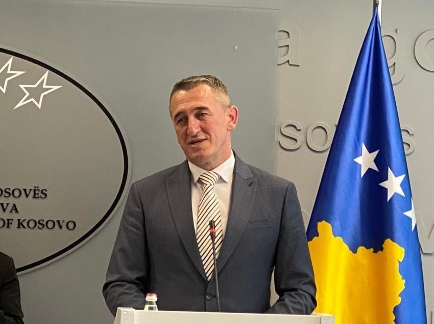 Rashiq: Opozita pa “Listën Anti-serbe” nuk i ka numrat për ta rrëzuar Qeverinë
