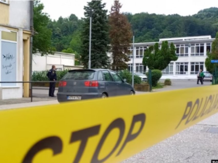 Të shtëna në një shkollë në Bosnje nga një nxënës i mitur, disa të plagosur