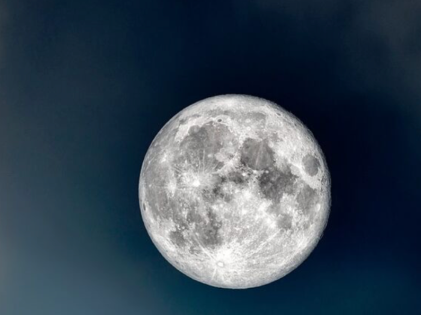 Hëna e re te Binjakët: Këto 3 shenja do të preken më shumë se të tjerat