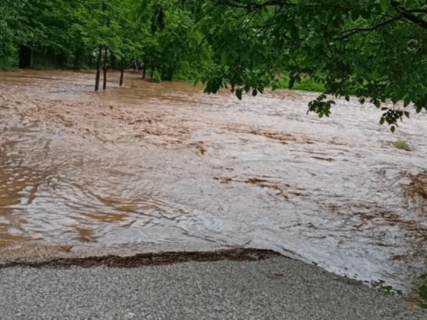 Përmbytje në disa komuna në Maqedoninë e Veriut