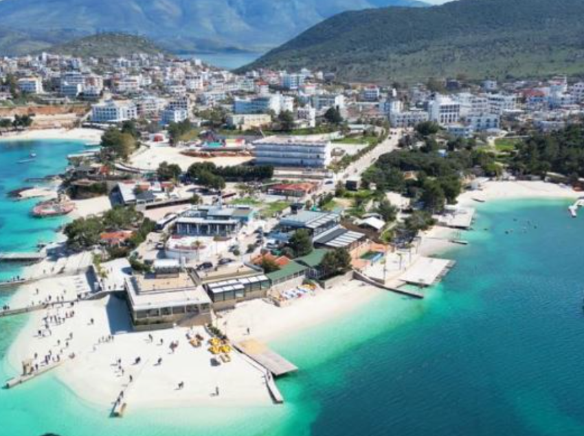 Shqipëria ‘josh’ italianët, plazhi i Ksamilit zgjedhja e tyre e parë