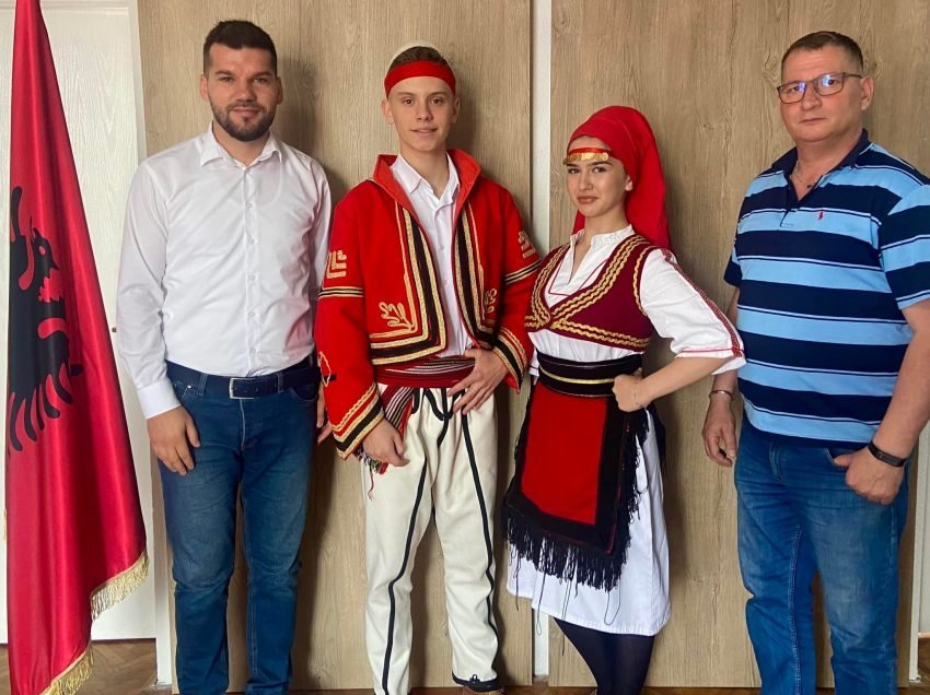 Nga viti i ri shkollor, në Luginë do të mësohet për veshjet dhe vallet shqiptare