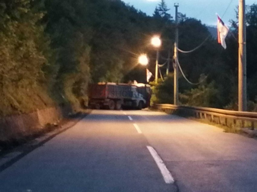 E konfirmuar/ 3 pika kufitare Kosovë-Serbi të bllokuara