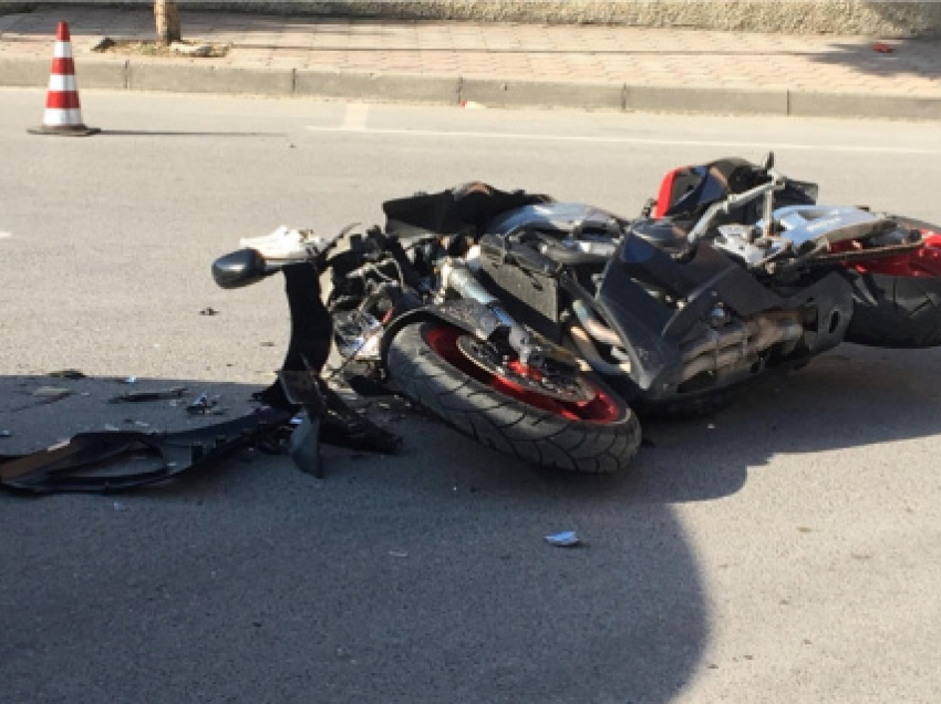 Dy aksidente me pasojë vdekjen në Tiranë, ndërrojnë jetë pasagjeri dhe këmbësori