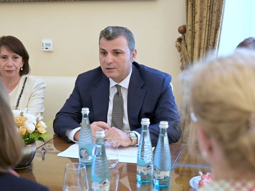 Guvernatori Sejko takim me shefen e misionit të FMN-së: Politikat monetare kanë ndihmuar në ruajtjen e ulët të inflacionit