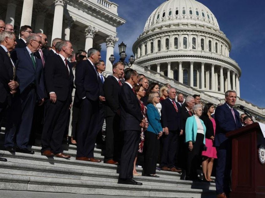 Pesë senatorë dhe dhjetë anëtarë të Dhomës së Përfaqësuesve nuk do të kandidojnë për rizgjedhje në vitin 2024