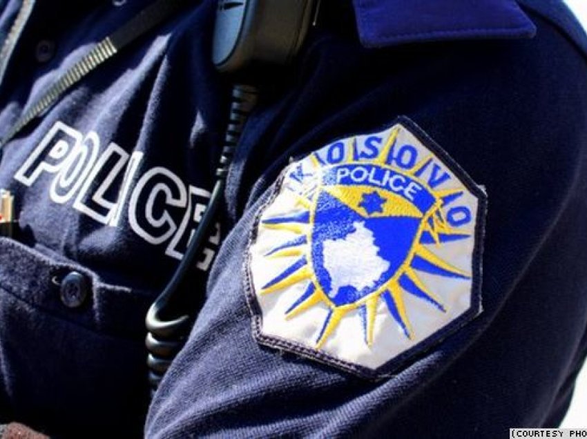Aksioni i policisë në Veternik, polica thotë se i dyshuari për t’i ikur kontrollit e goditi me veturë policen