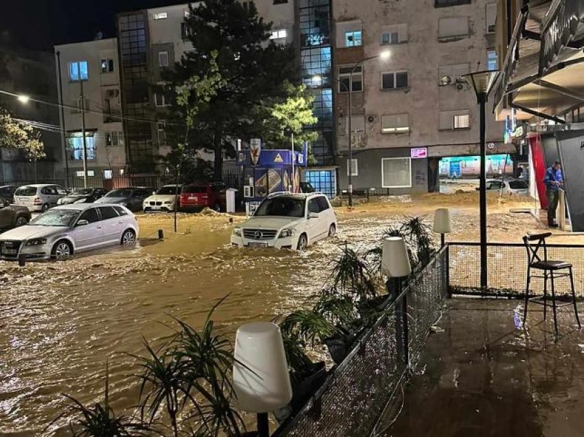Dy të lënduarit nga vërshimet në Pejë janë jashtë rrezikut për jetë