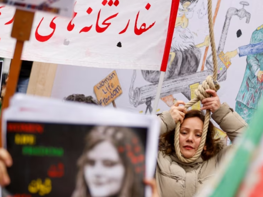 BE sanksionon zyrtarë iranianë për ”shkelje të rënda” të të drejtave të njeriut