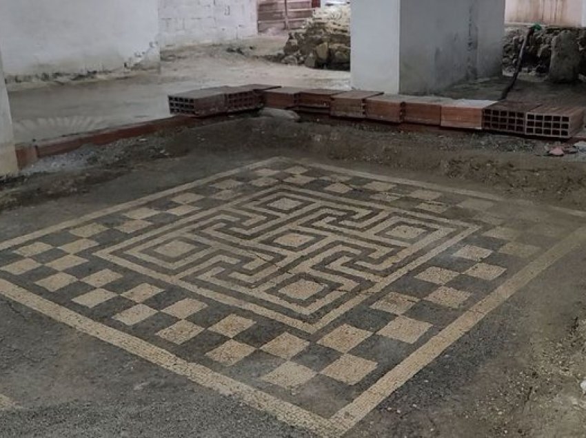 Nën ujërat e zeza, zbulohet në Durrës mozaiku i rrallë 1900-vjeçar