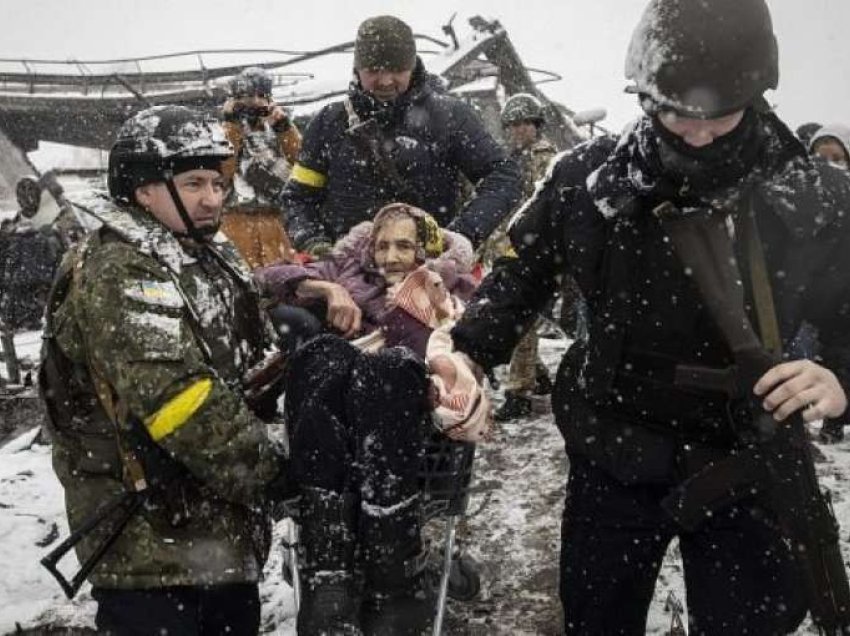 Lufta në Ukrainë, gazetarja ukrainase bën thirrje të dhimbshme: Bombardimet vazhdojnë, kjo është mizore