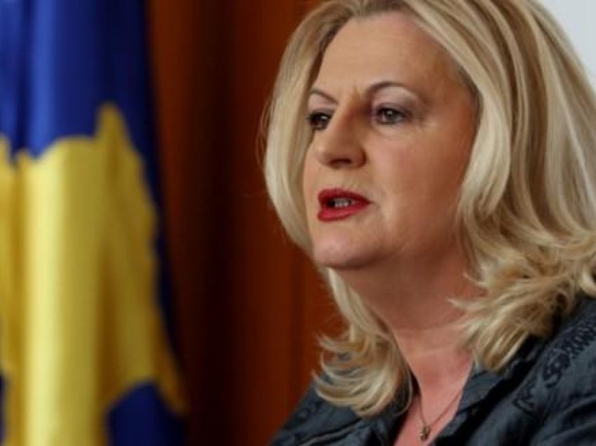 Edita Tahiri: Kurti e fali Millosheviqin dhe Vuçiqin për gjenocidin në Kosovë