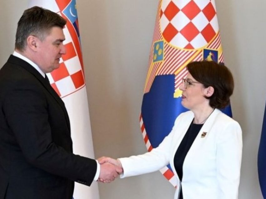 Presidenti kroat: Pres që të gjithë anëtarët e BE-së ta njohin pavarësinë e Kosovës