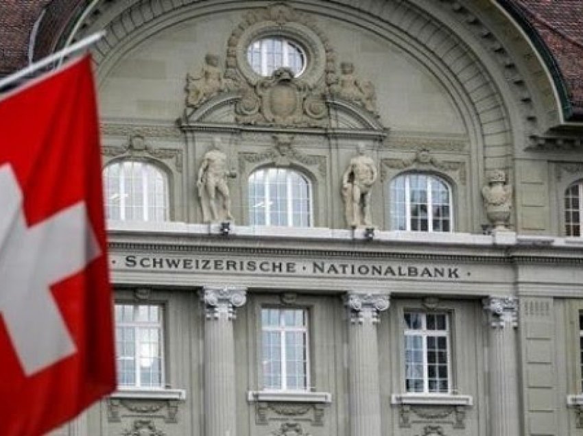 Banka Qendrore e Zvicrës shënon humbje prej 141,5 miliardë dollarësh më 2022