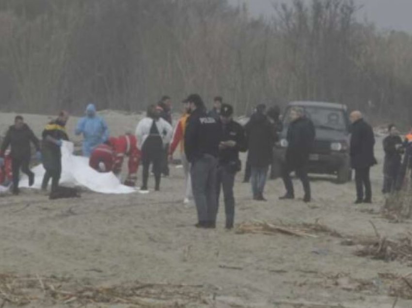 Tragjedia në brigjet italiane/ Gjenden 5 trupa të tjerë, mes të cilëve dy fëmijë