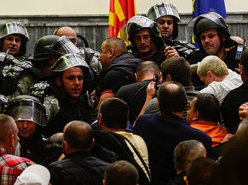 Deputetët në Maqedoni refuzojnë nismën për faljen e personave të dënuar për ngjarjet e 27 prillit