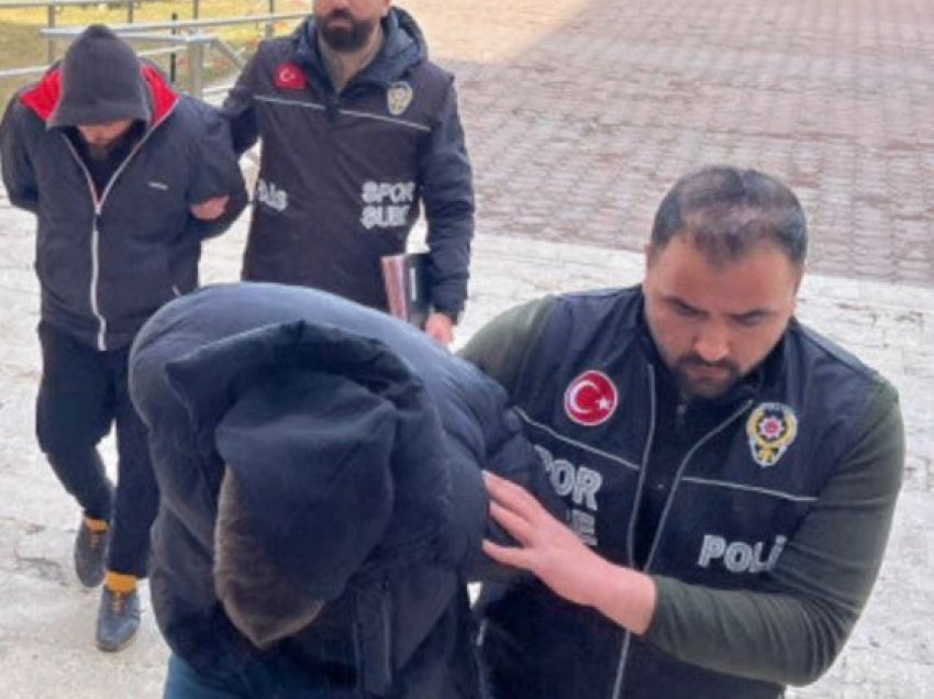 Sulmoi mesfushorin e Fiorentinës, arrestohet tifozi turk