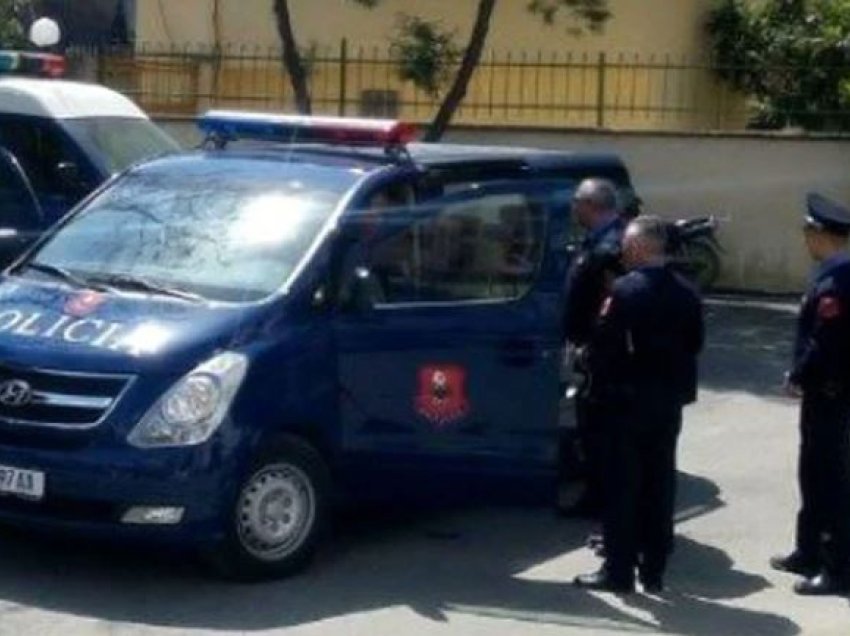 Dhunë ndaj grave/ Arrestohet një 37-vjeçar në Pogradec, një tjetër shpallet në kërkim Korçë