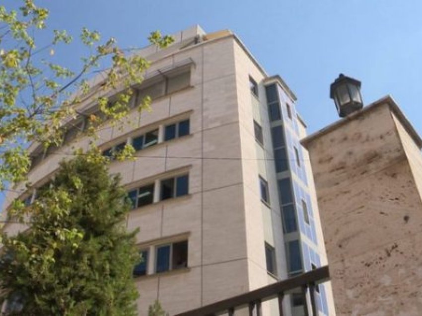 Megaoperacioni në Tiranë/ Reagon Prokuroria: Shpërndarja kryhej në lokalet e natës pranë një gjimnazi