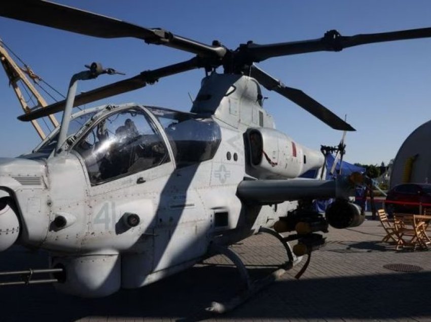 SHBA-ja i ofron Sllovakisë helikopterë të rinj luftarakë ‘me zbritje’ pasi kjo e fundit dërgoi aeroplanët e saj ‘në pension’ në Ukrainë