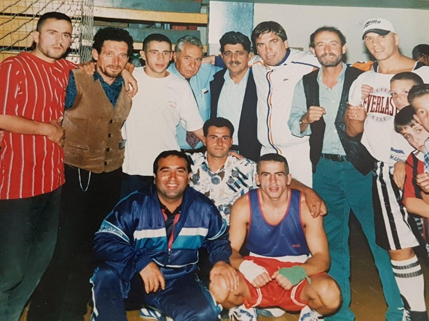 Para 26 viteve, Leci, Cima e Sabri Fejzullahu, në mesin e boksierëve  