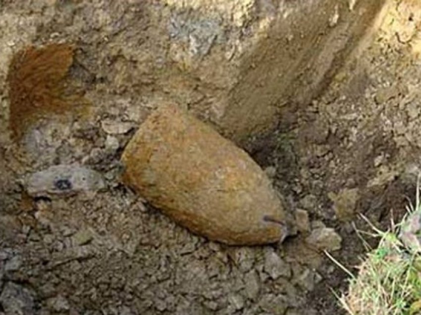 Gjendet një granat e pashpërthyer nga Lufta e Parë Botërore në Liqenin e Prespës