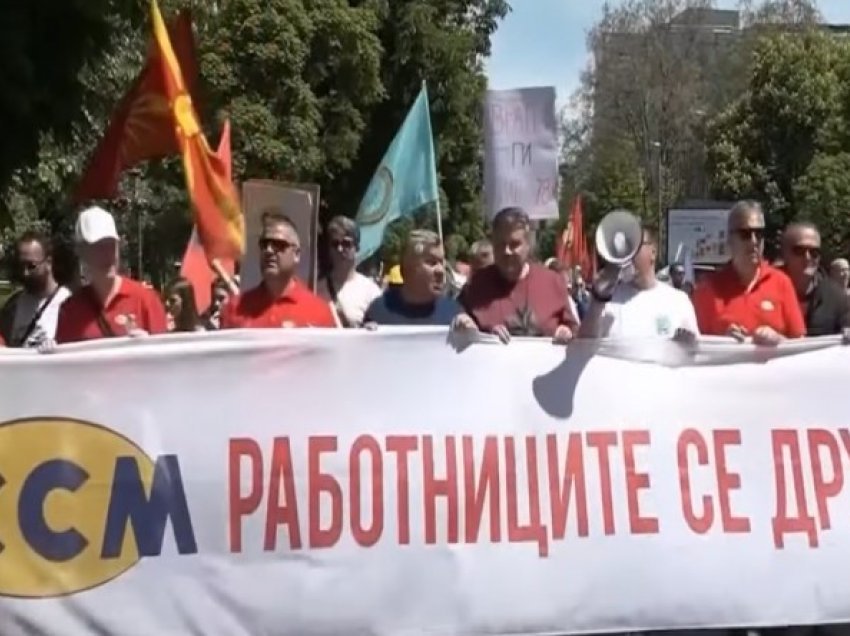 Sindikalistët në Maqedoninë e Veriut kërkojnë rritje pagash për punëtorët
