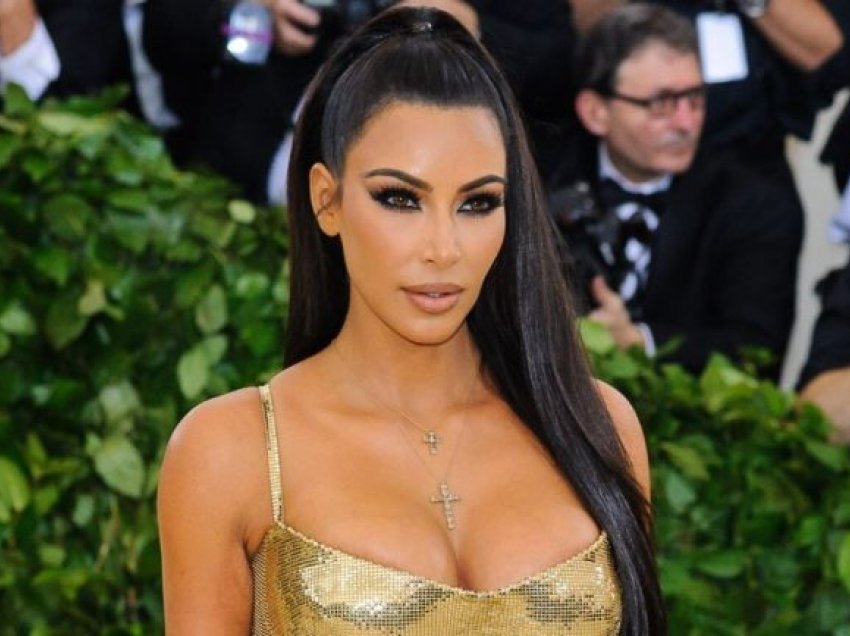 Kim Kardashian tani edhe aktore: Jam shumë e emocionuar për rolin në “American Horror Story: Delicate”