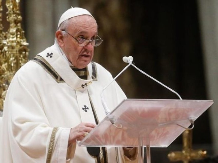 Papa nuk heq dorë: Do të vazhdojë të ndërmjetësojë në luftën e Ukrainës