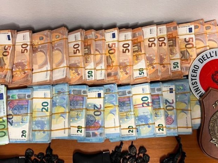 Shiste lëndë narkotike nëpër lagjet italiane, arrestohet 31-vjeçari shqiptar, policia i sekuestron 115 mijë euro