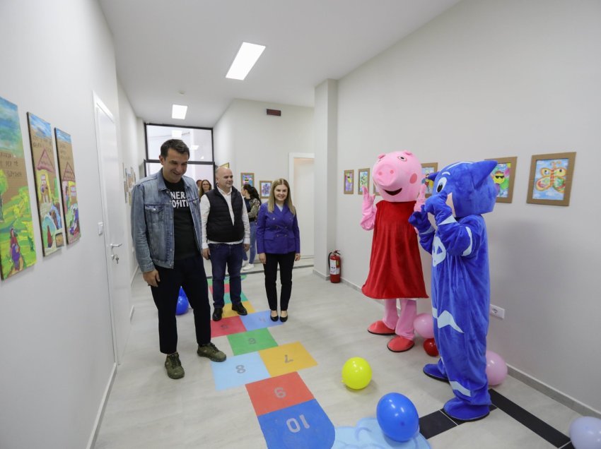 Hapet çerdhja “Bota e Fëmijëve” në Astir, Veliaj: Zgjidhëm problemin për 170 familje të zonës, ofrojmë të njëjtin standard si në të gjitha çerdhet e Tiranës