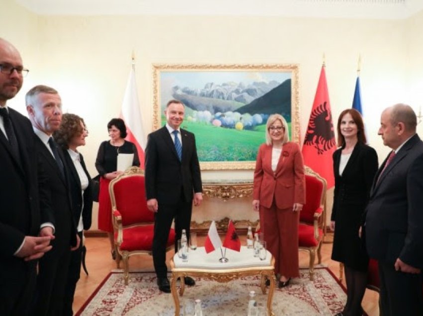 ​Nikolla takon Dudan: Mirënjohje për mbështetjen për anëtarësimin e Kosovës në KiE