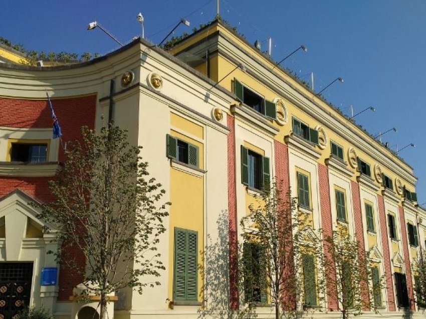 Këshillat Bashkiakë në Tiranë/ PS siguron 33 mandate, “Bashkë Fitojmë” 16 dhe PD 4