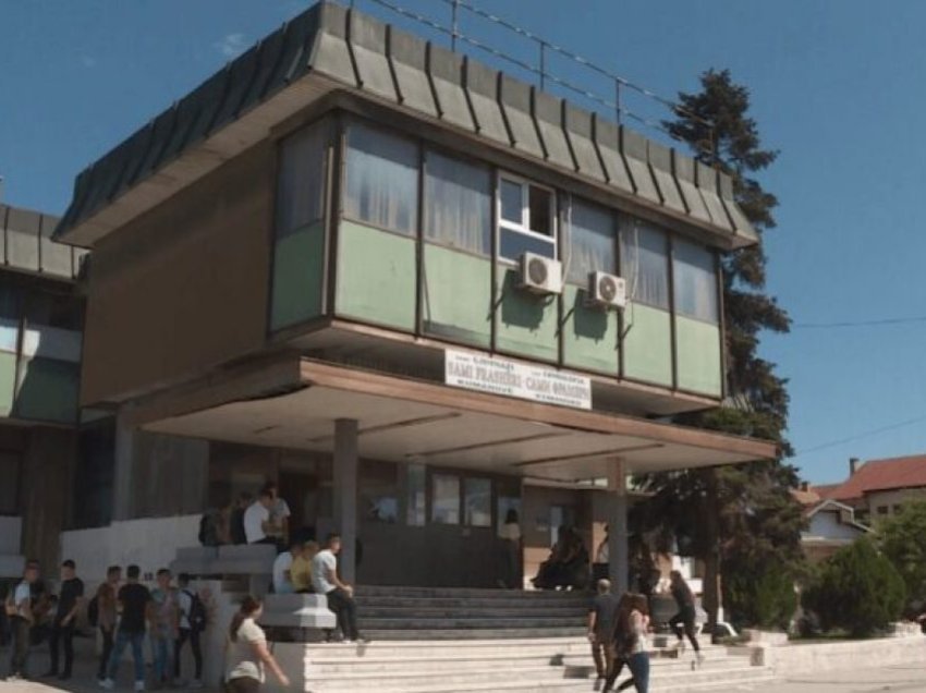 Gjimnazi i Kumanovës dy dekada pa objekt, objekti i ri premtohet prej vitesh