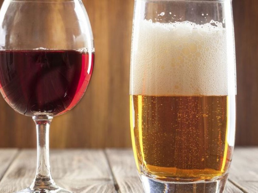Birra apo vera, cila e mban fronin e pijes më të mirë alkolike