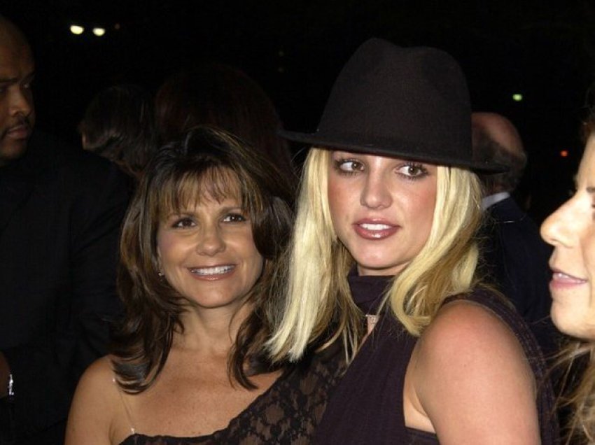 Vite pa u parë, Britney Spears tregon çfarë ndodhi në takimin e saj me të ëmën