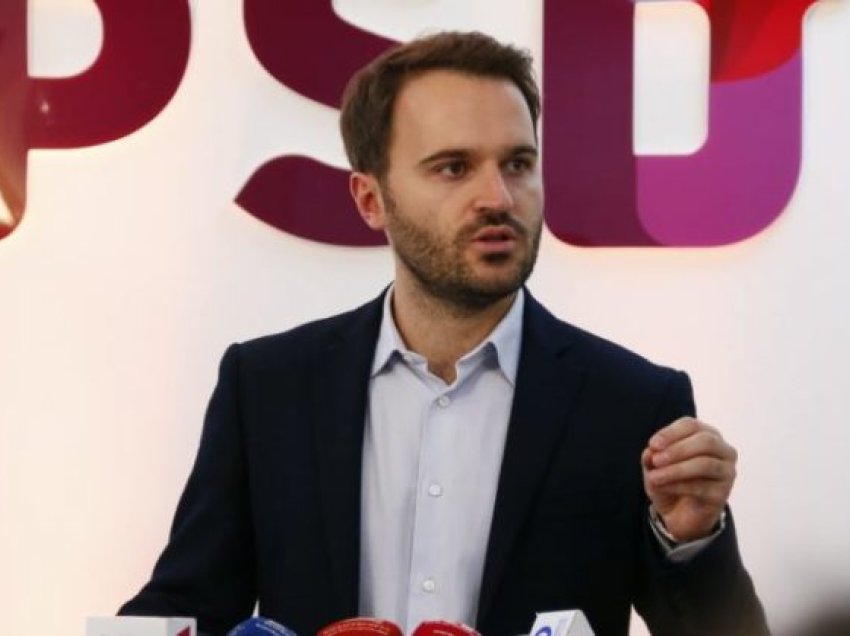 Krasniqi i PSD-së: Rruga e Kurtit për me instalu Zajednicën n’Kosovë, ka fillu dhe po përfundon përmes tensionit