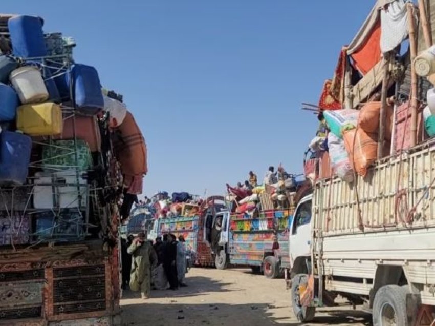 Pse po i dëbon Pakistani qindra mijëra afganë?