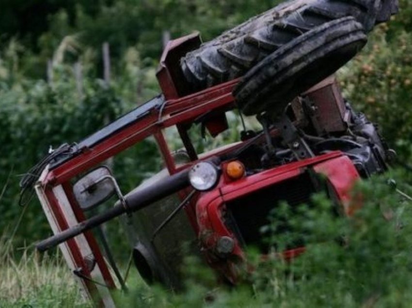 U rrokullis me traktor, vdes një person në Malishevë
