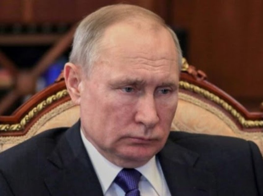 ​Putin nënshkruan tërheqjen e Rusisë nga traktati që ndalon testet bërthamore