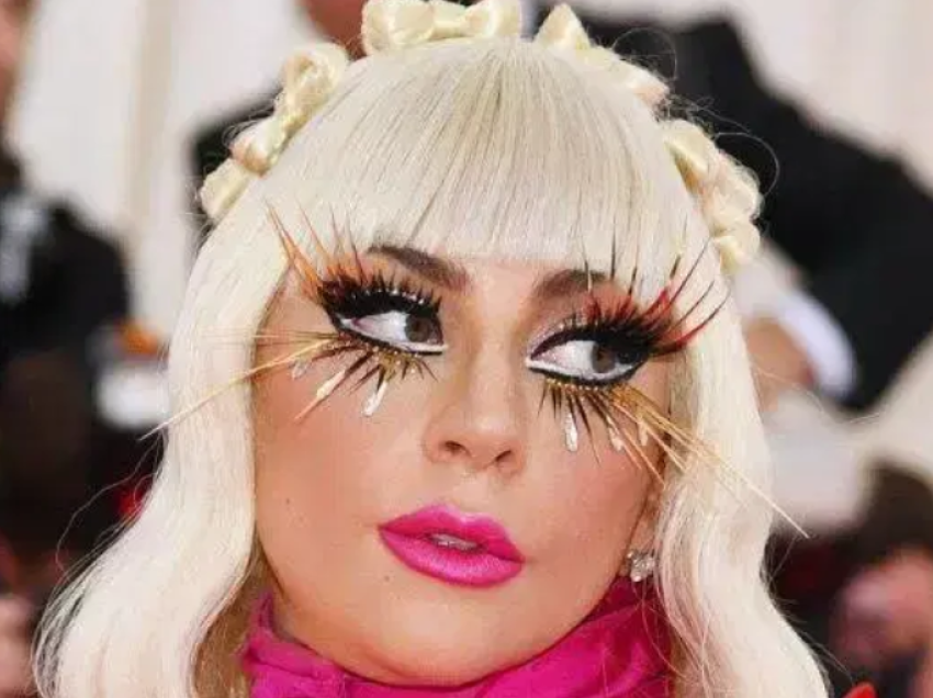 Lady Gaga thotë se është penduar që i ka shitur shpirtin ‘forcave të errëta’ të Iluminati 